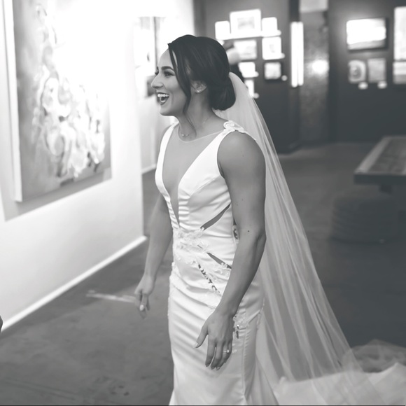 Pnina Tornai Wedding Dress - Picture 9 of 15